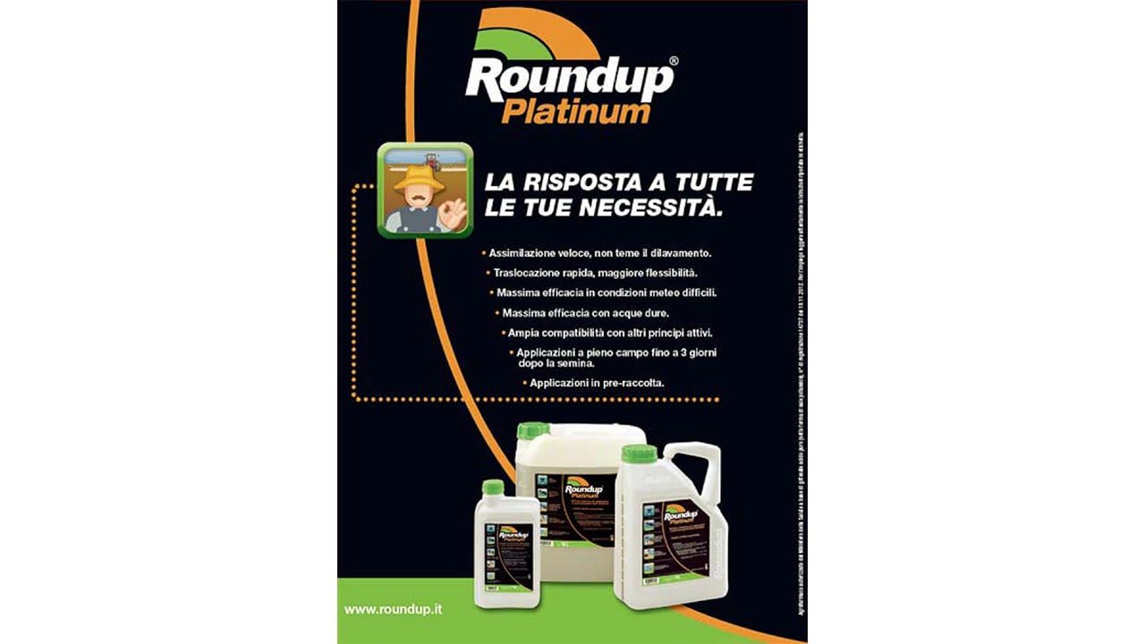 Advertisement for Roundup Platinum herbicide featuring product containers and benefits in Italian.